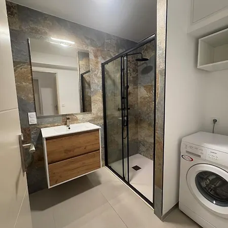 T3 Clim, Linge Et Menage, 10 Minutes Cap D'agde Apartment *